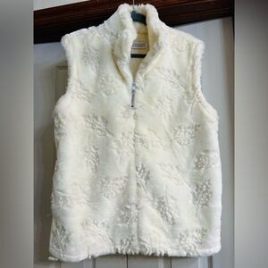 Coastlines Faux Fur Vest